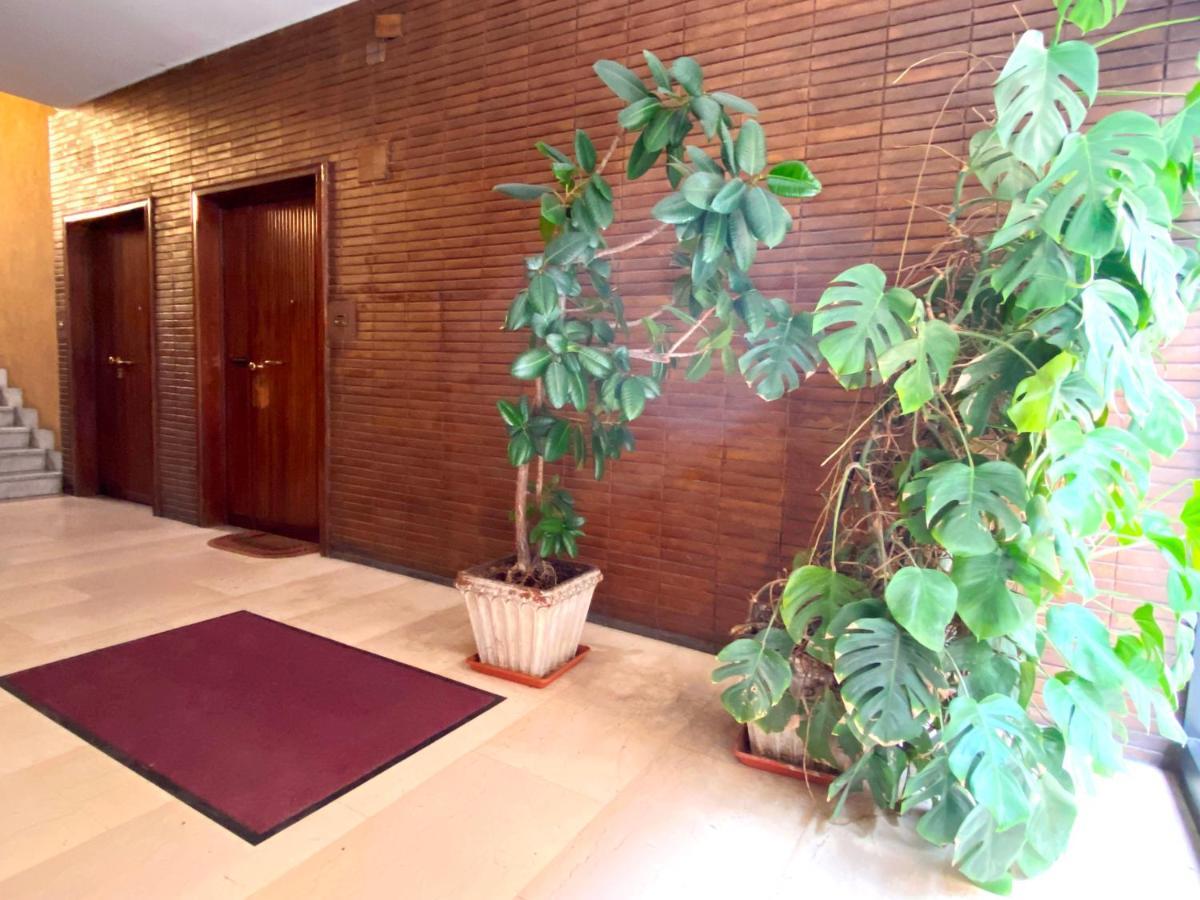 Trastevere For You... 3 Bedrooms Apartment โรม ภายนอก รูปภาพ