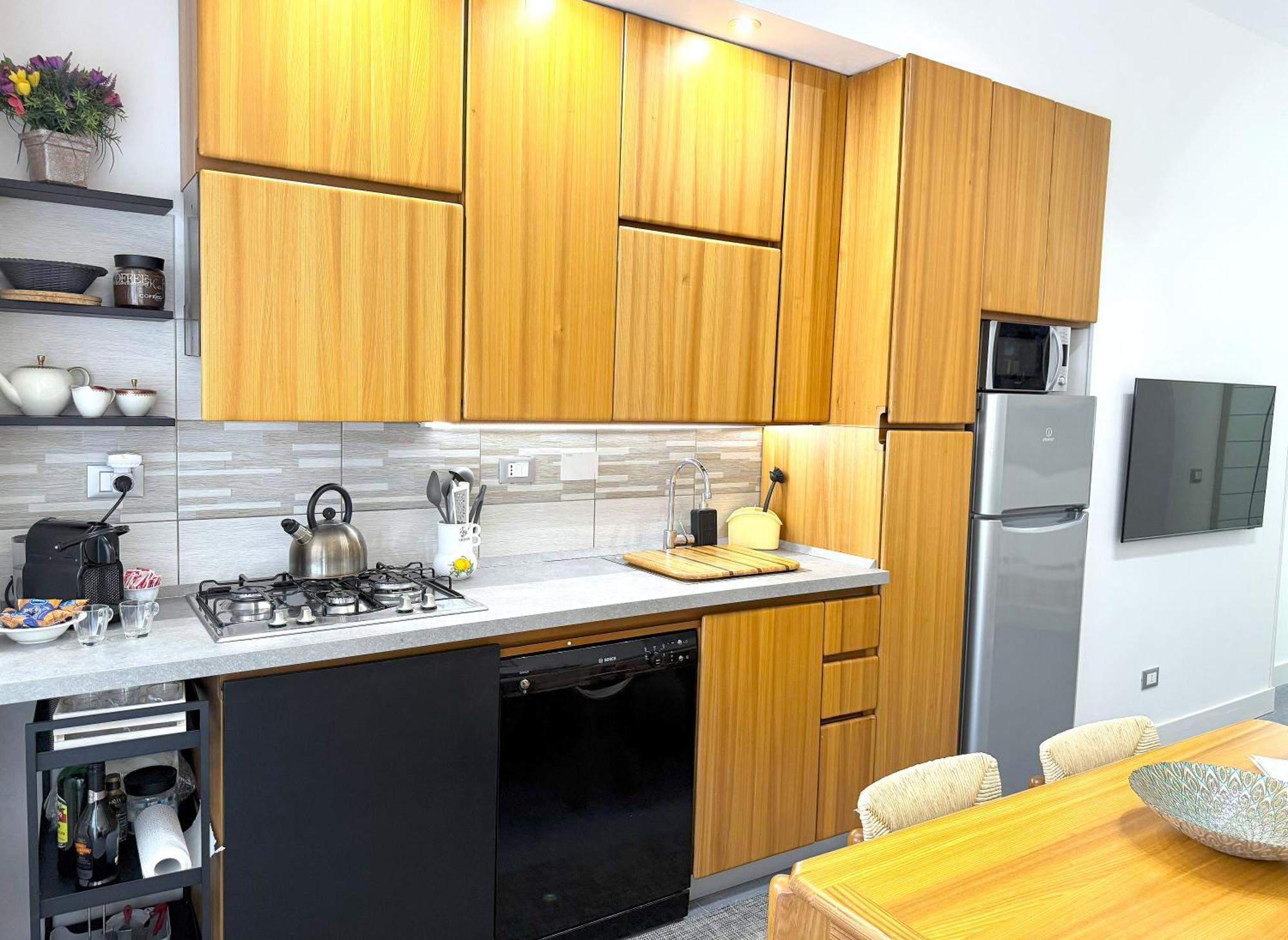 Trastevere For You... 3 Bedrooms Apartment โรม ภายนอก รูปภาพ
